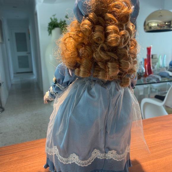 2 beautiful vintage Dolls - Picture 2 of 15